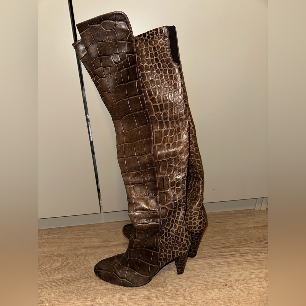 Stuart Weitzman Vigo Over the Knee Crocodile Embossed Leather Heel Boots Size 6M
